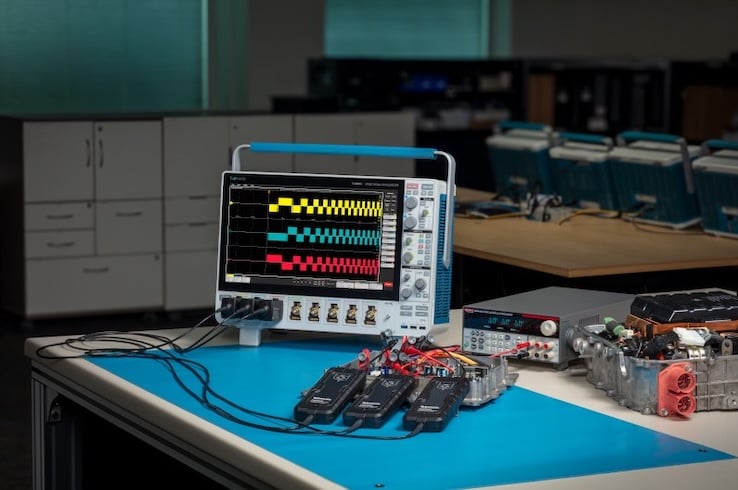 The THDP0400 is designed for high-voltage power validation workflows, including power converters, EV systems, and wide-bandgap semiconductor testing.