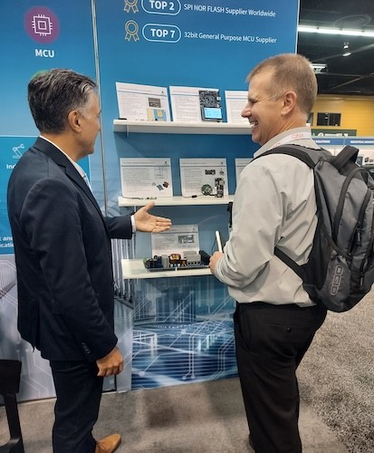 At Gigadevice’s Embedded World NA booth, Shahram Mehraban, VP and GM, GigaDevice (left); Dale Wilson, VP of Engineering and Content, All About Circuits (right).