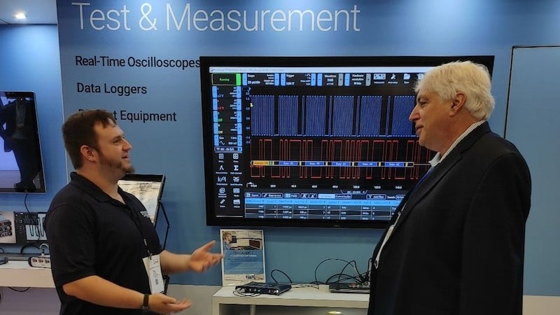 All About Circuits' editor-in-chief Jeff Child (right) talks with Pico Technology’s technical applications engineer Ben Ellis (left) at Embedded World 2024.