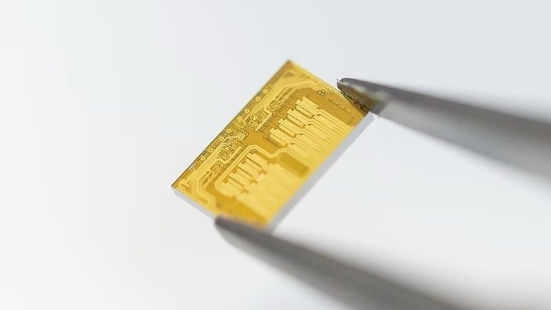 LEAF Light is a single-chip DWDM laser source designed for AI-scale co-packaged optics.