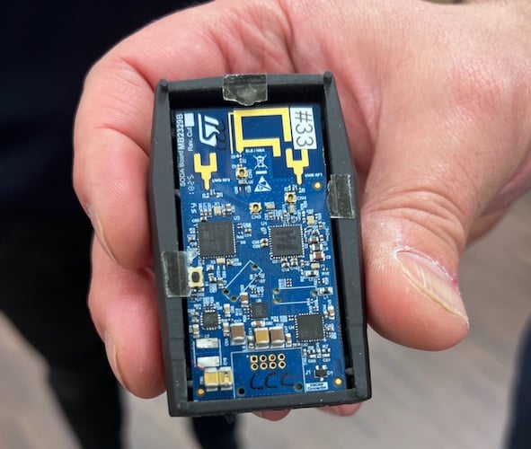A reference design with the ST64UWB