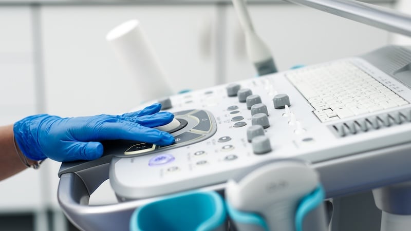 The KSC2 series delivers consistent tactile response across hundreds
of thousands of actuations, meeting the rigorous demands of medical
instrumentation and surgical devices.
