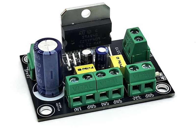 Figure 1. The assembled Dual 38W Power Amplifier board, built around
the STA540.