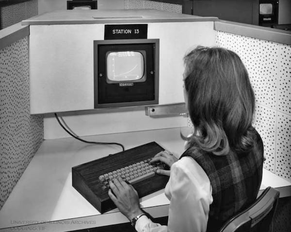 A PLATO III student terminal 