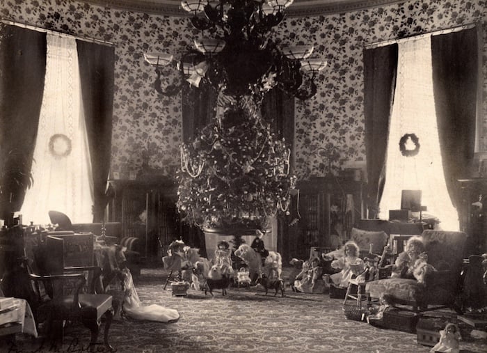 The Cleveland family Christmas tree