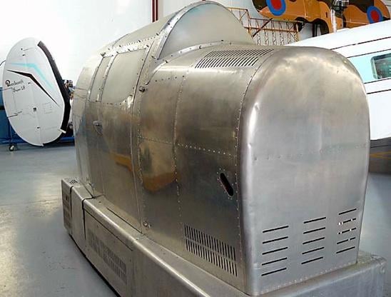 World’s first electronic flight simulator
