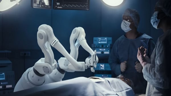 The Role of Advanced Displays in Robotics
