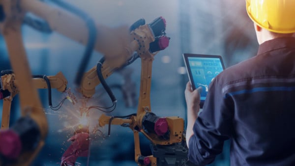  Conquer Quartz Limitations with MEMS Precision Timing for Industrial Automation