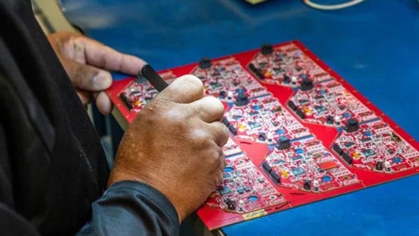 How Do QFN Packages Compare to Other Surface Mount ICs?