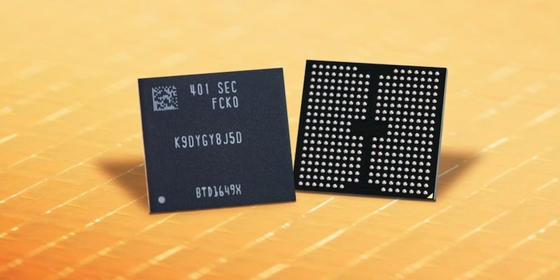 <em>Samsung V-NAND memory products use channel hole etchingtechnology.</em>
