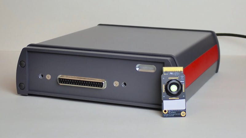 Paragraf Launches 12-Channel Graphene FET Platform and Real-Time Reader - News