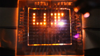 LEDs and Solar Cells Combine into Devices that Emit and Absorb Light