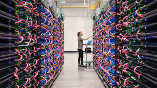 Big-name Chipmakers Heat Up the Race for AI Supremacy