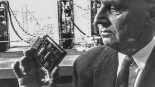How Alec Reeves Revolutionized Telecom With Pulse-Code Modulation