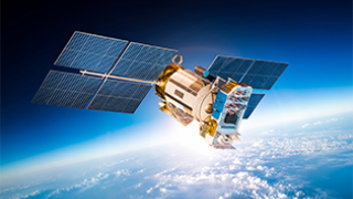 Ground Tests of Photovoltaically Powered Satellites Require Fast and Flexible Solar Array Simulation