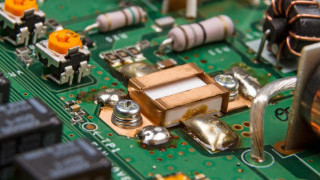 Using the Available Power Gain to Design a Bilateral Low-Noise Amplifier