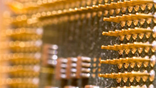 MCU Carves Power Domains to Optimize CPU Load, Data Transfers