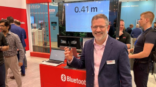 Silicon Labs Shrinks Wireless SoCs to Extend BLE to Miniature Devices