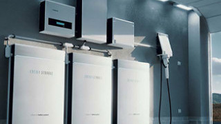 The Major Differences Between Supercapacitors and Batteries