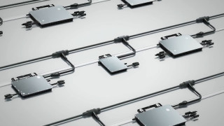 Enhancing PV Safety, Performance With Parallel Microinverter Tech