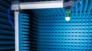 Identifying Defective Single Elements in Antenna Arrays