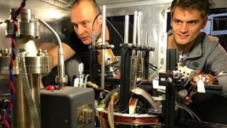 Microwave Qubit Creation Method Smooths the Way for Large-Scale Quantum Computers