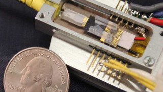 A Revolutionary Development in Silicon Photonics: The World’s Smallest Comb Generator 