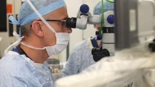 World’s First Robotic Eye Surgery Is a Milestone for Biomedical Tech