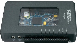 Reading Analog Values and PWM with LabVIEW FPGA