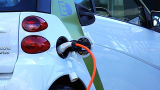STMicroelectronics Teams Up with Chinese R&D to Develop Electric Vehicle Battery Management Systems