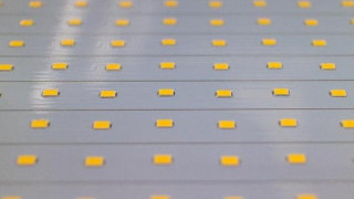Design Solution for Automotive LCD Displays Utilizing LED Driver ICs