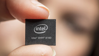 In a $1 Billion Deal, Apple and Intel Divide the 5G World