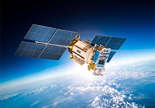 Ground Tests of Photovoltaically Powered Satellites Require Fast and Flexible Solar Array Simulation