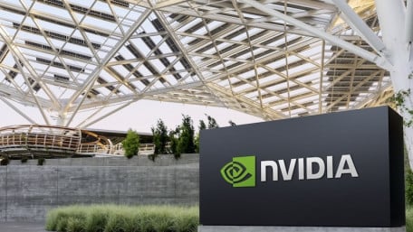 AI Craze Drives Wave of Semiconductor Deals Toward $1T Chip Era