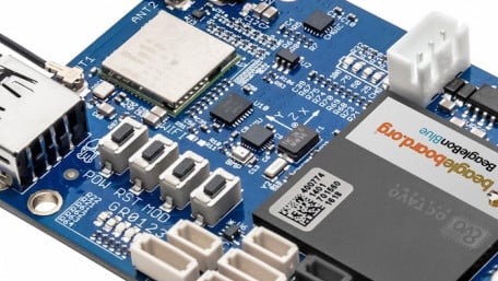 BeagleBone Blue for Robotics Applications: The Latest BeagleBone Single Board Computer