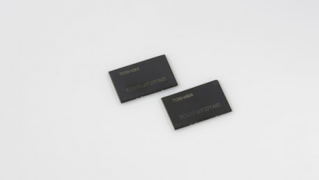 The World’s First 256Gb, 48-Layer BiCS FLASH