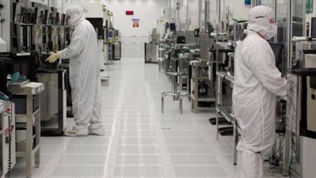 As CHIPS+ Act Moves Ahead, Chipmakers Follow Suit With New Fabs