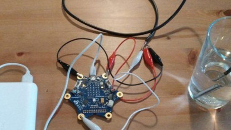 Educational MCU Board Featuring Nordic SoCs Teaches Electronic Design
