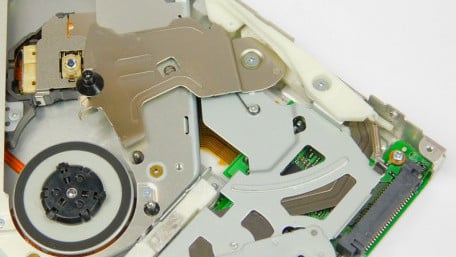 Teardown Tuesday: USB CD Drive