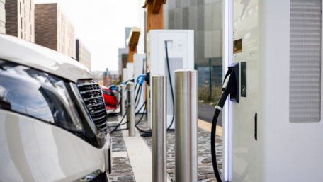 How Wireless Connectivity Adds Value to EV Charging Points