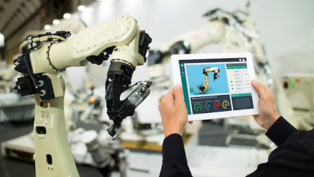Industrial IoT Roundup: Magnifying the Power of Data through Communications and Analysis