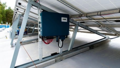 Switched-Capacitor Design Boosts Inverter Efficiency to 96.5%