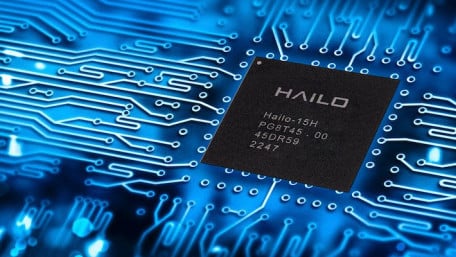 Hailo Spins Vision SoC Crafted for AI Analytics-capable Smart Cameras