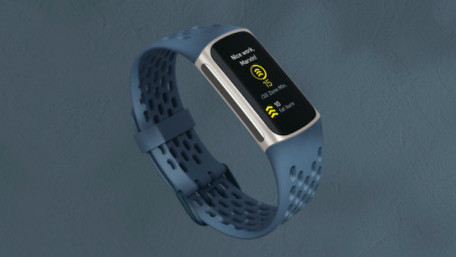 Wearable Sensors Monitor Biometrics Underwater—and in Deep Tissue
