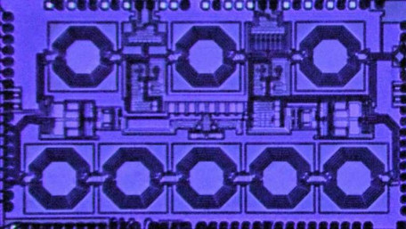 One-Way Electronic Devices Double the Data Capacity of Wireless Networks