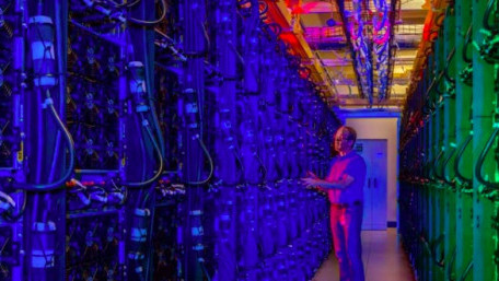 As Data Centers Expand, How are Engineers Upping AC/DC Conversion Efficiency?