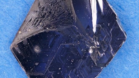 The Future of 2D Memory Semiconductors: Atomically Thin Low-Heat Data Storage