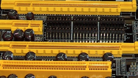 Twenty Years of PCI Express: The Past, Present, and Future of the Bus