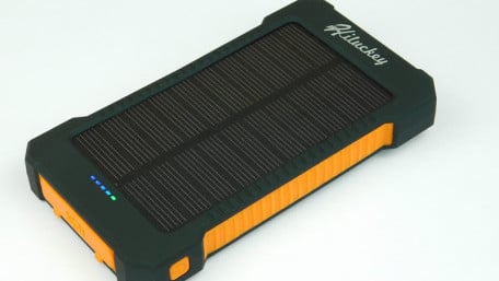 Teardown Tuesday: Portable Power Bank and Solar Charger