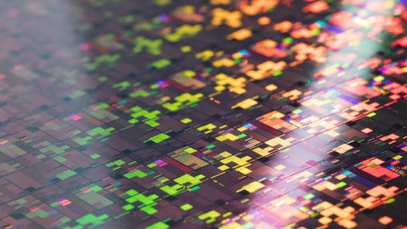 AAC Exclusive: A Chat With IBM Researchers Who Built the New “VTFET” Transistor